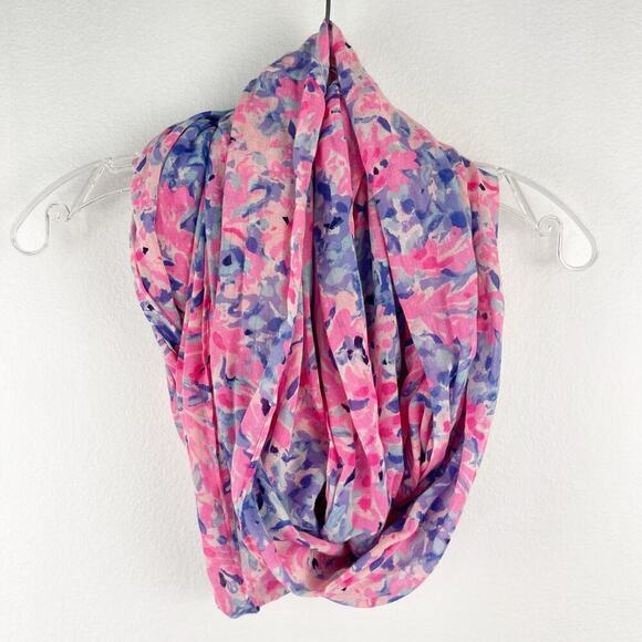 Lilly Pulitzer Colorful Coco Coral Crab Infinity Scarf One Size Women's OS Pink - Picture 1 of 5